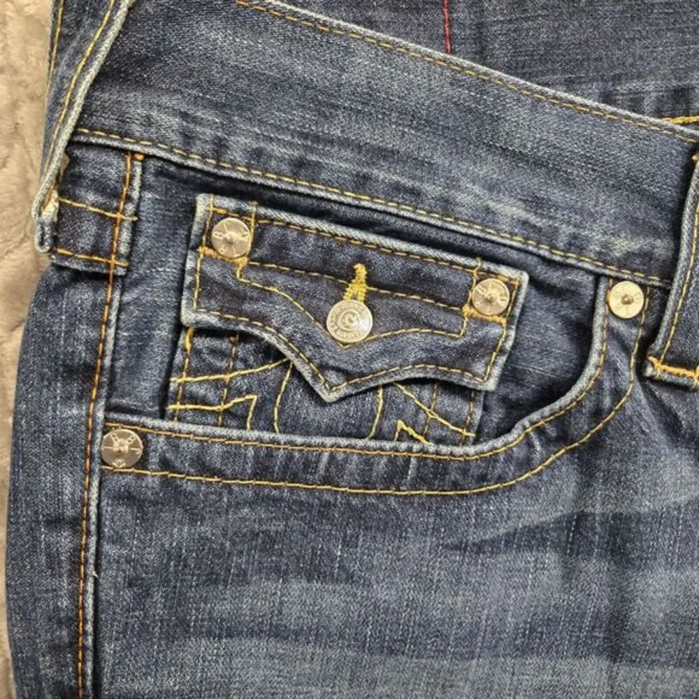 True Religion Jeans Mens Straight Leg Size 40x27 Flap Pockets Billy USA‎